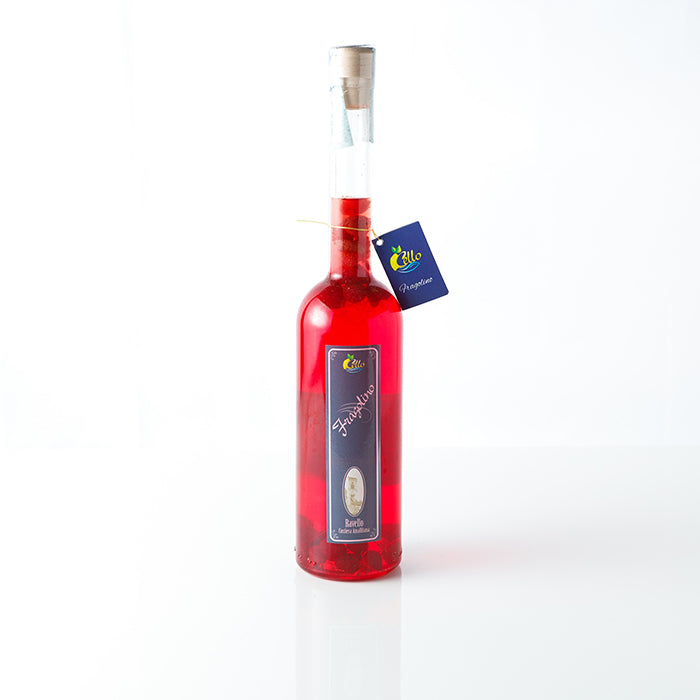 Wild strawberry liqueur
